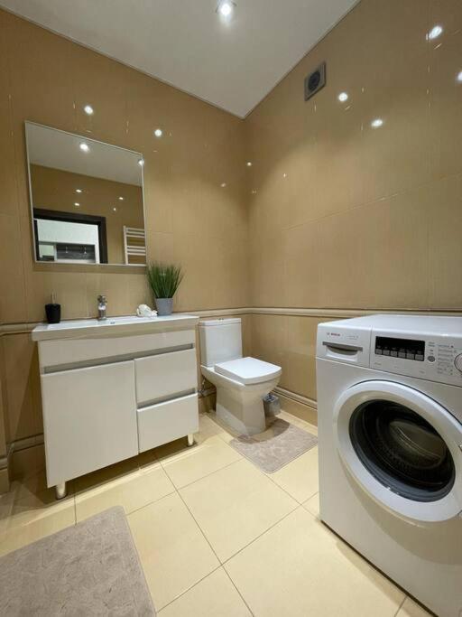 Sky House Premium Apartment In City Center Кишинёв Экстерьер фото